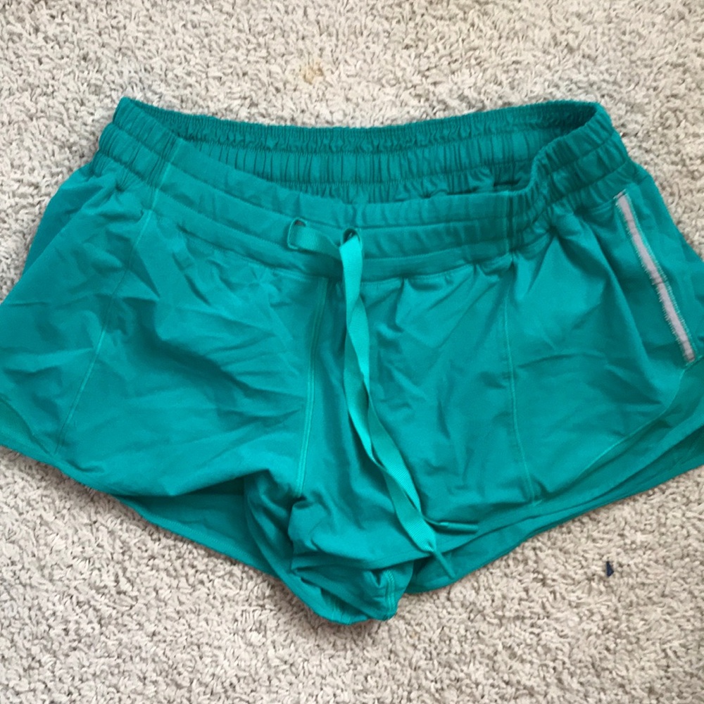 Size 8 lululemon Hotty Hot shorts